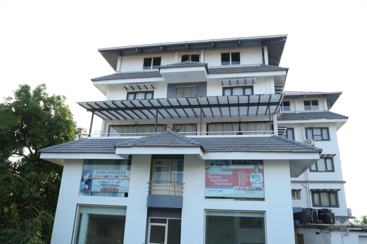 Hazmi Inn Perintalmanna Экстерьер фото